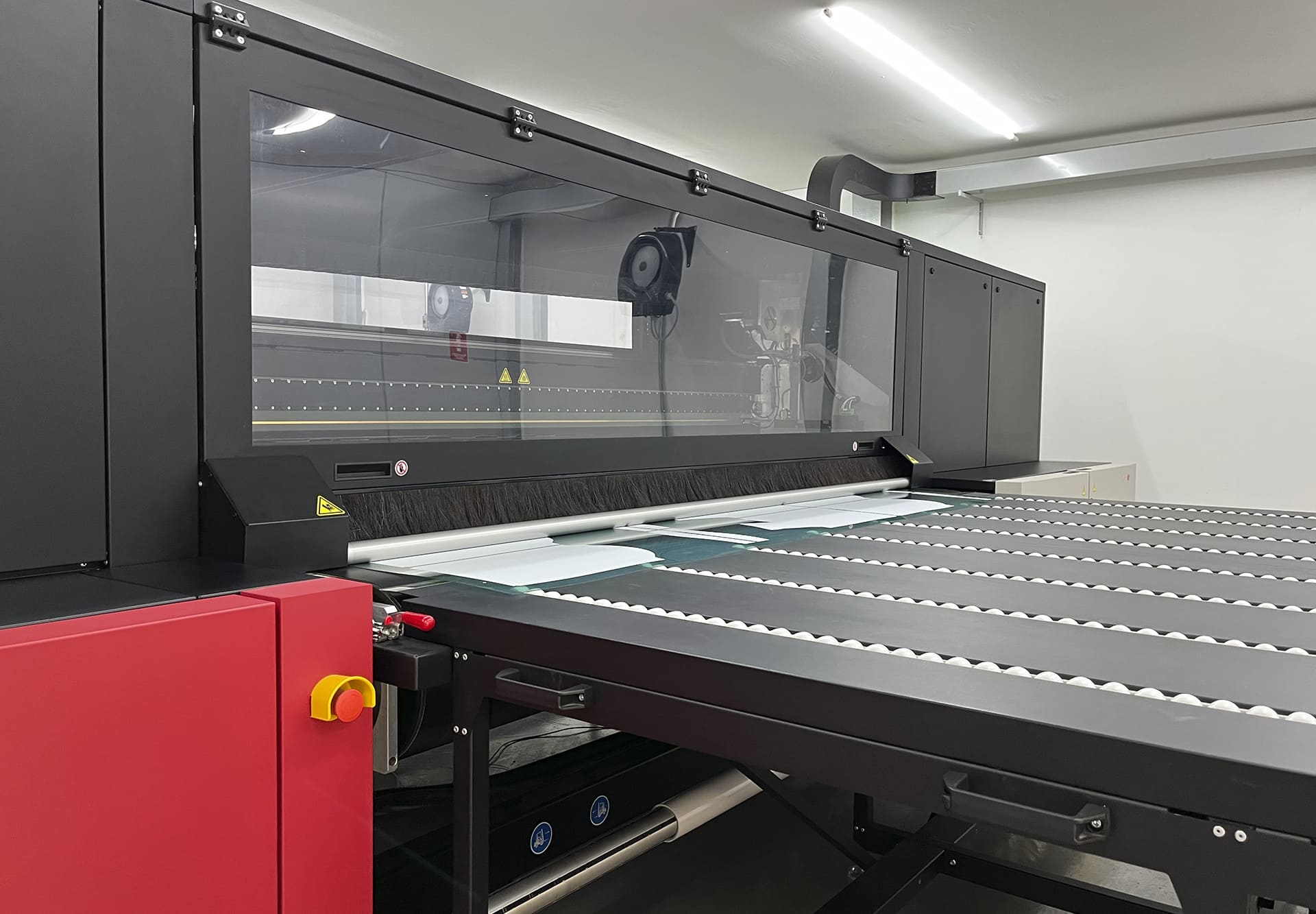 ULTRADISPLAY_0014_IMG_0029